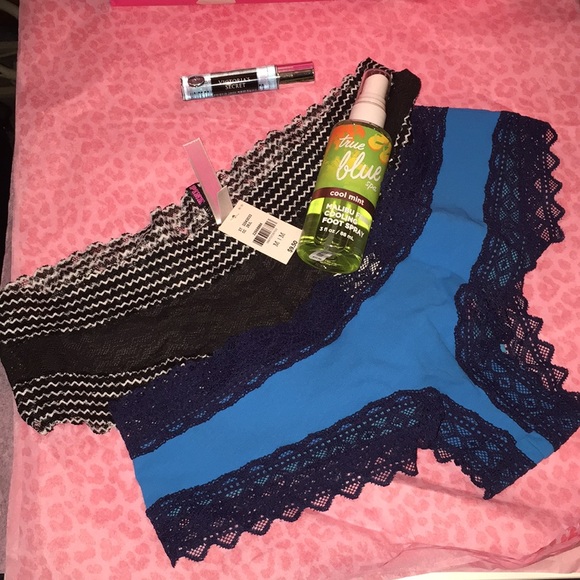 PINK Victoria's Secret Other - Victoria secrets bundle